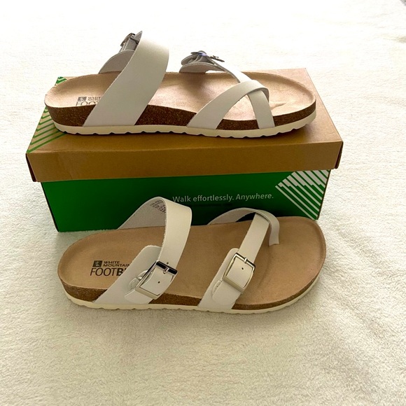 White Mountain Buckle Sandals - Picture 3 of 8